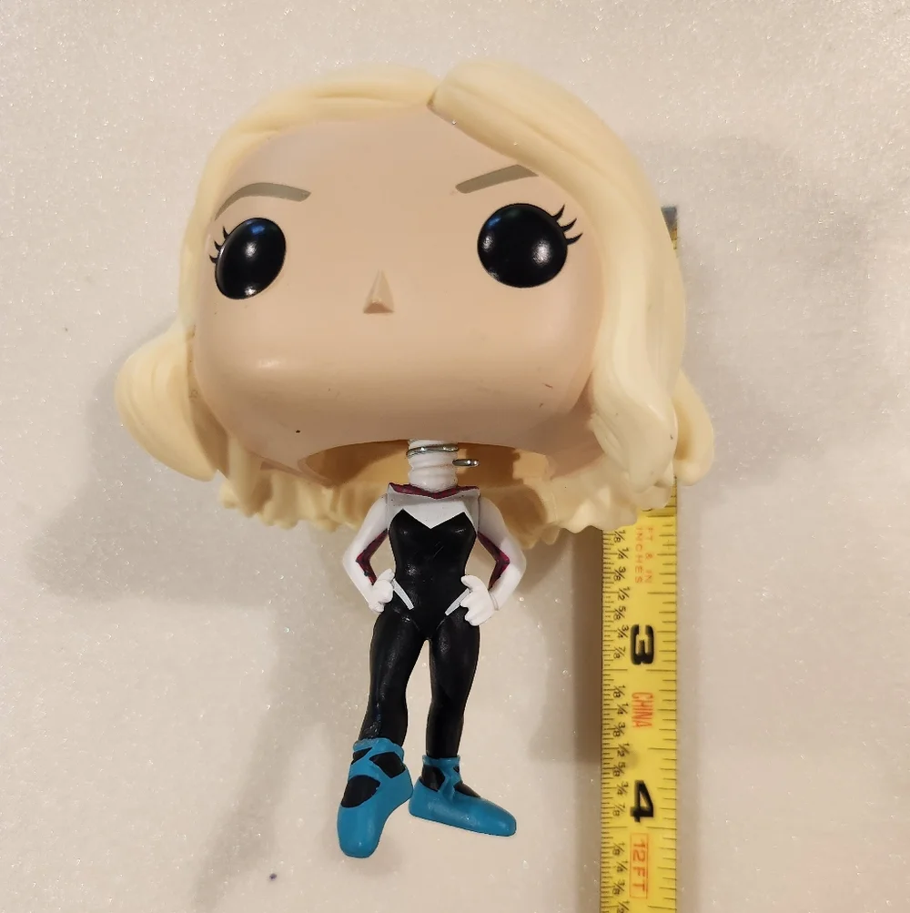 Funko Pop! Vinyl: Marvel - Spider-Gwen - Into the Spider-Verse - Picture 2 of 5